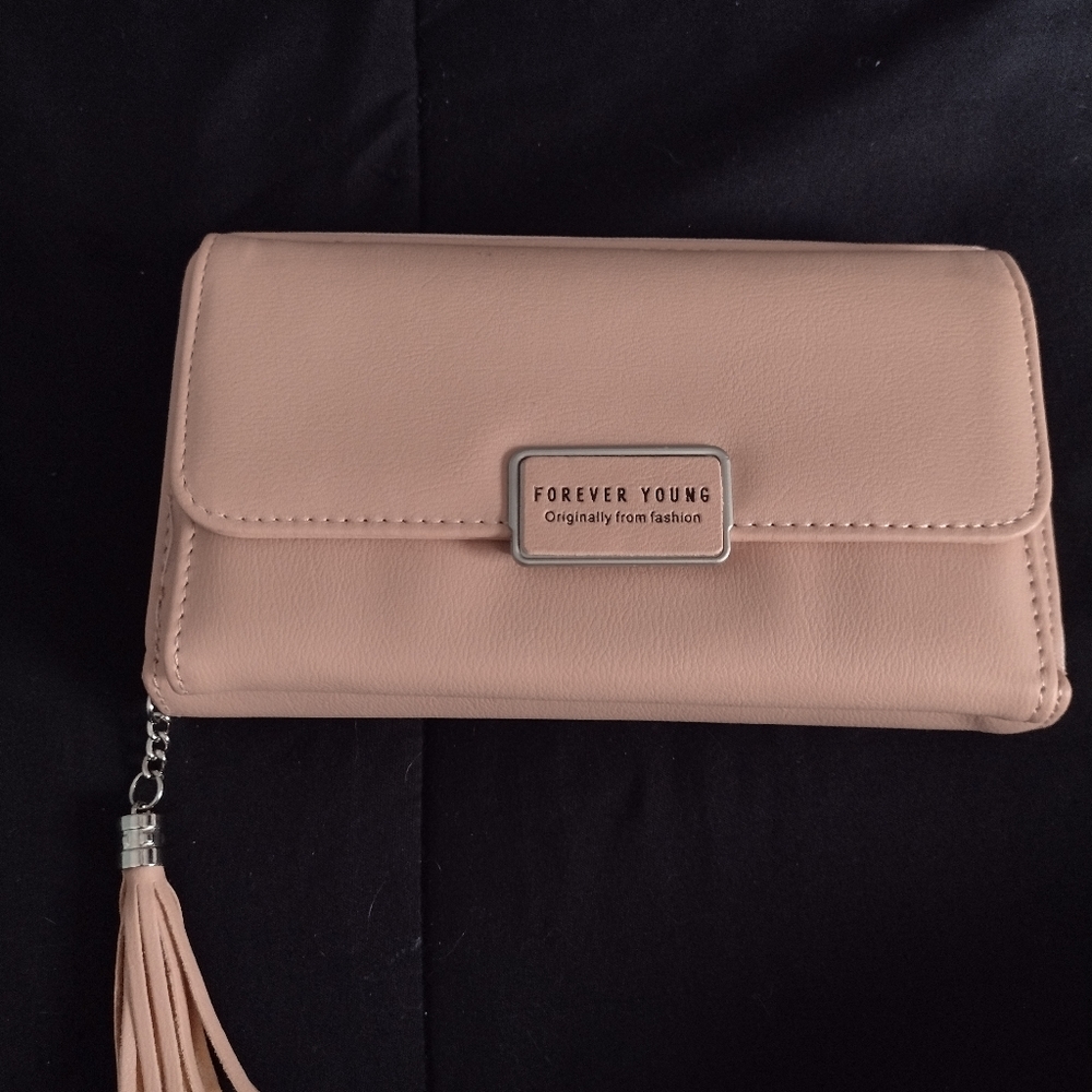 Forever young wallet